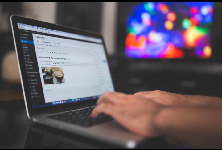 Blogging as a profitable online business